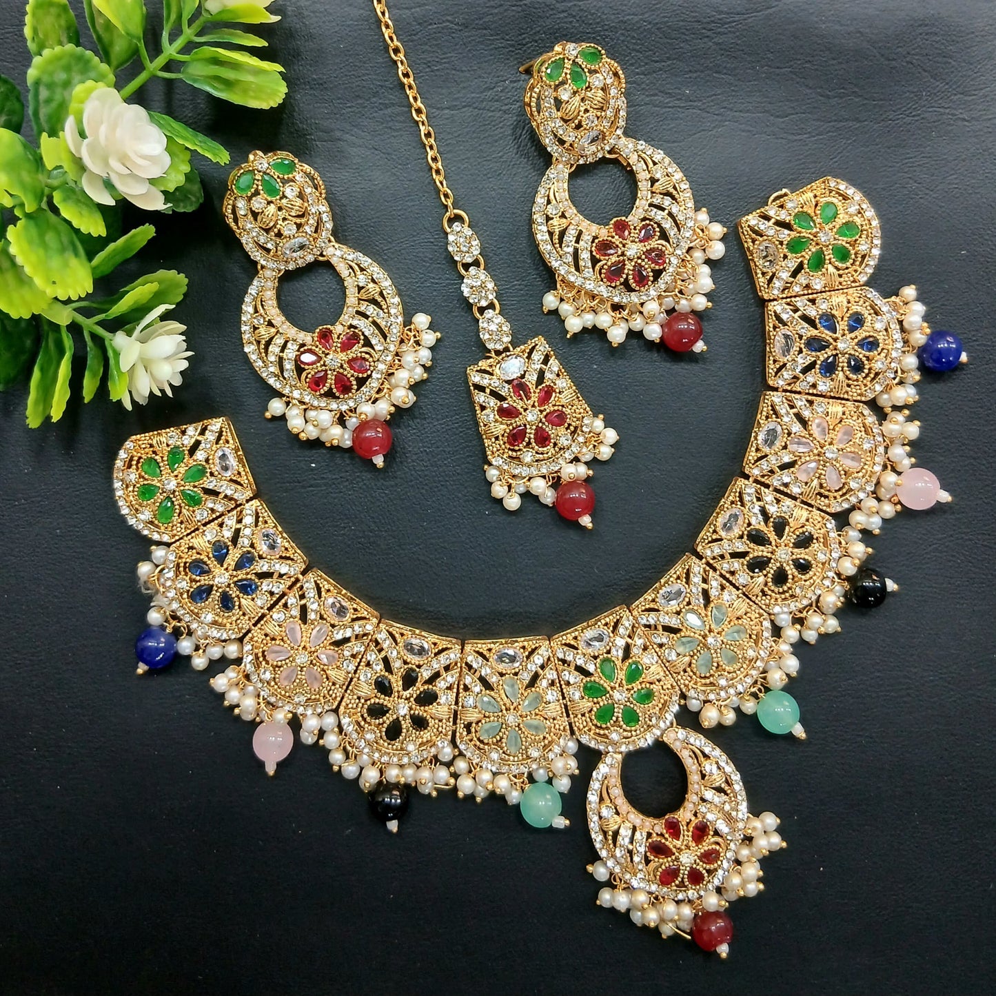 Best finished formal set with round earrings and tika