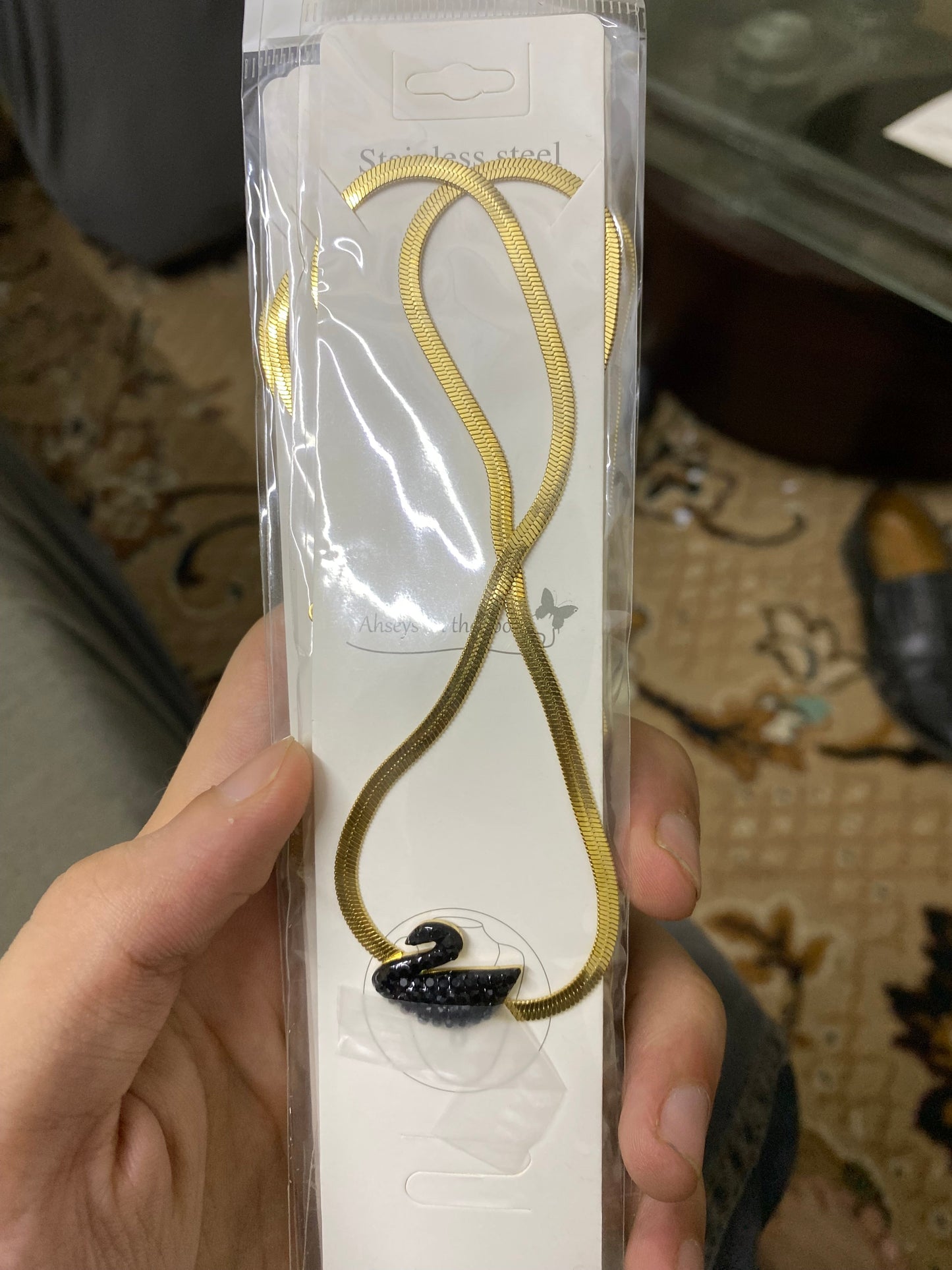 Chic Gold Flat Chain and Black Swan Necklace