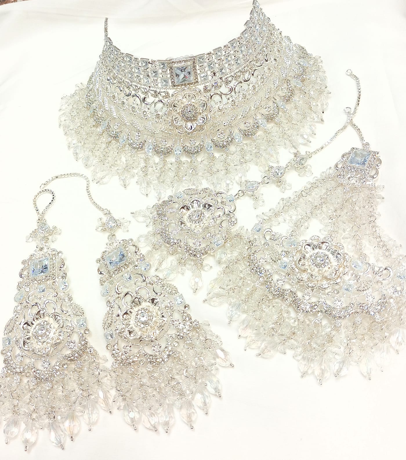 Traditional Bridal Jewelry with Floral Motifs