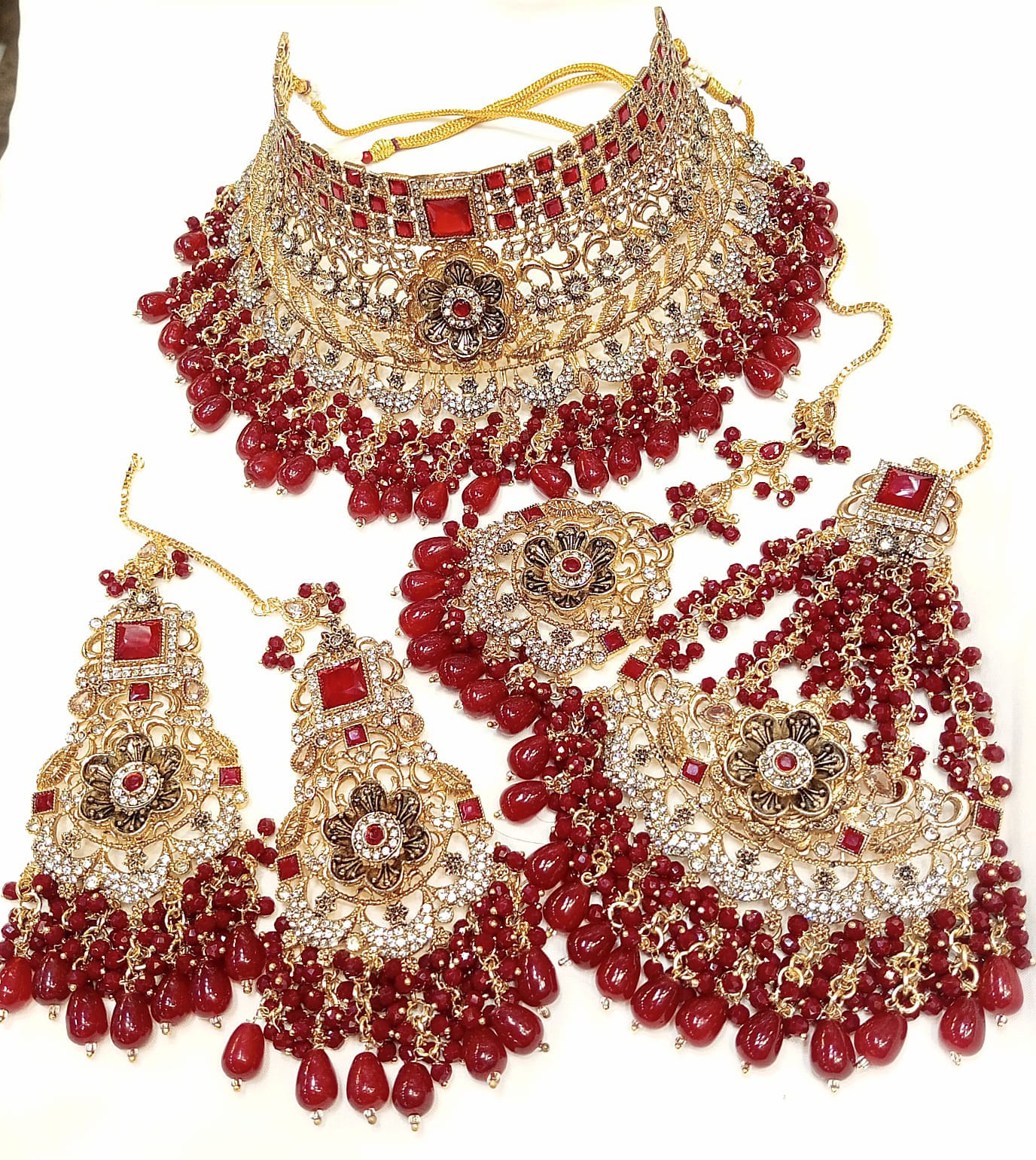 Traditional Bridal Jewelry with Floral Motifs