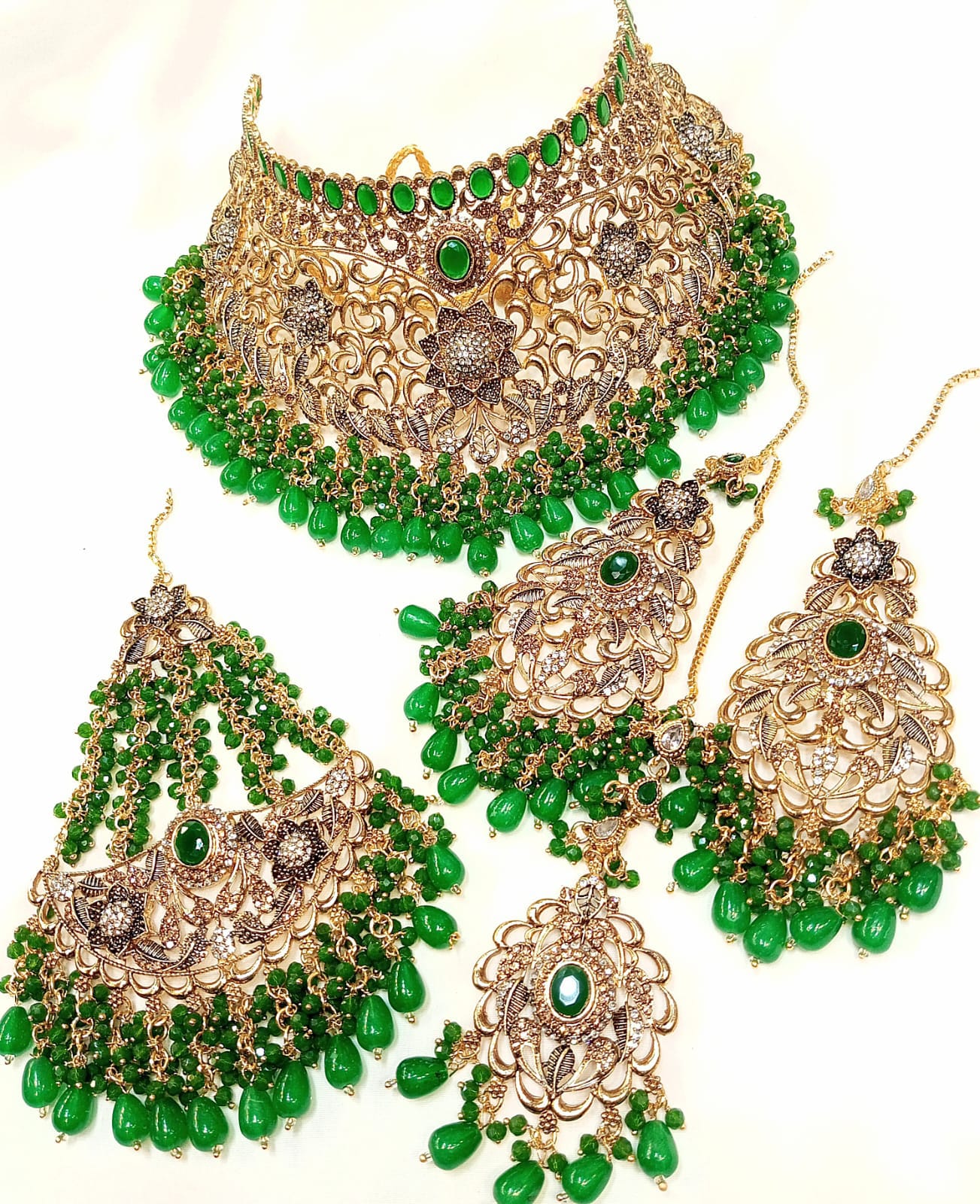 Exquisite Antique Gold Plated Bridal Choker Set
