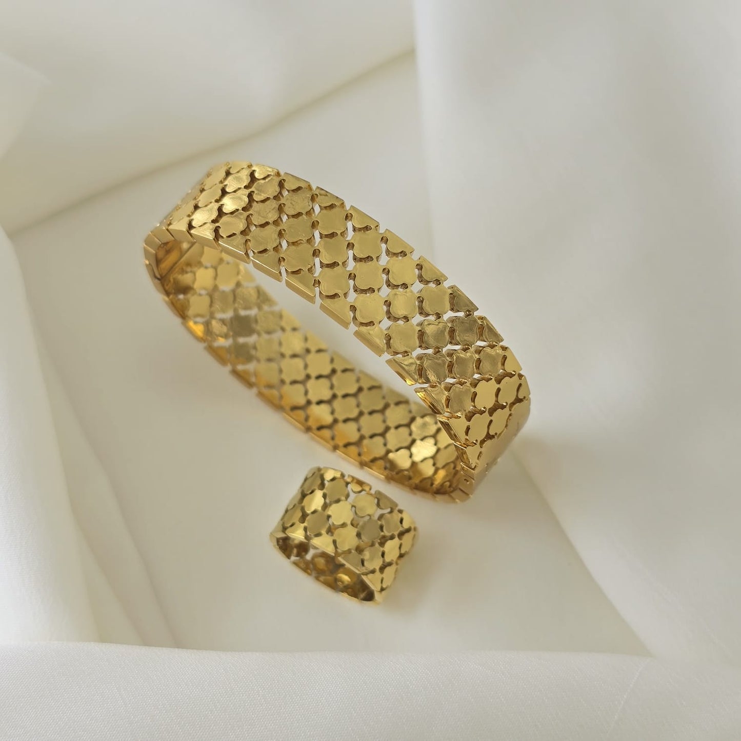 B3F4524D D658 41EF 95AD 243A7D77929A