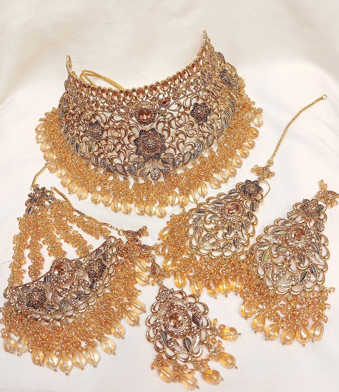 Exquisite Antique Gold Plated Bridal Choker Set