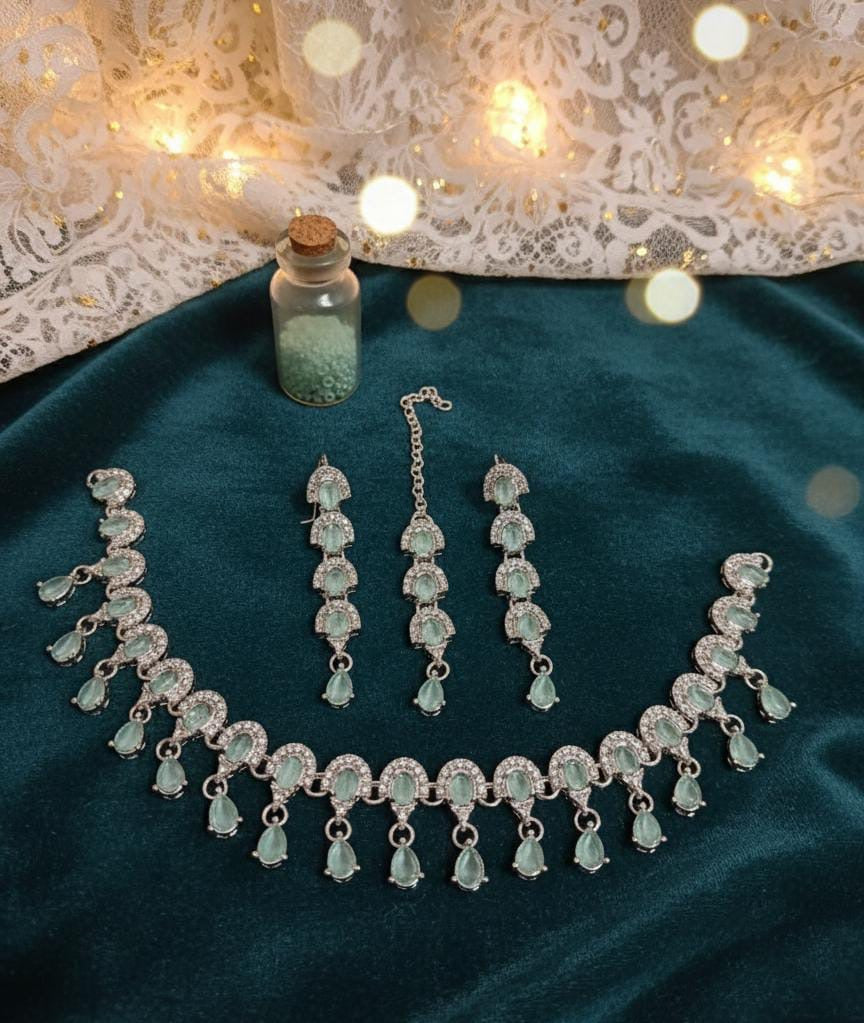 Necklace set