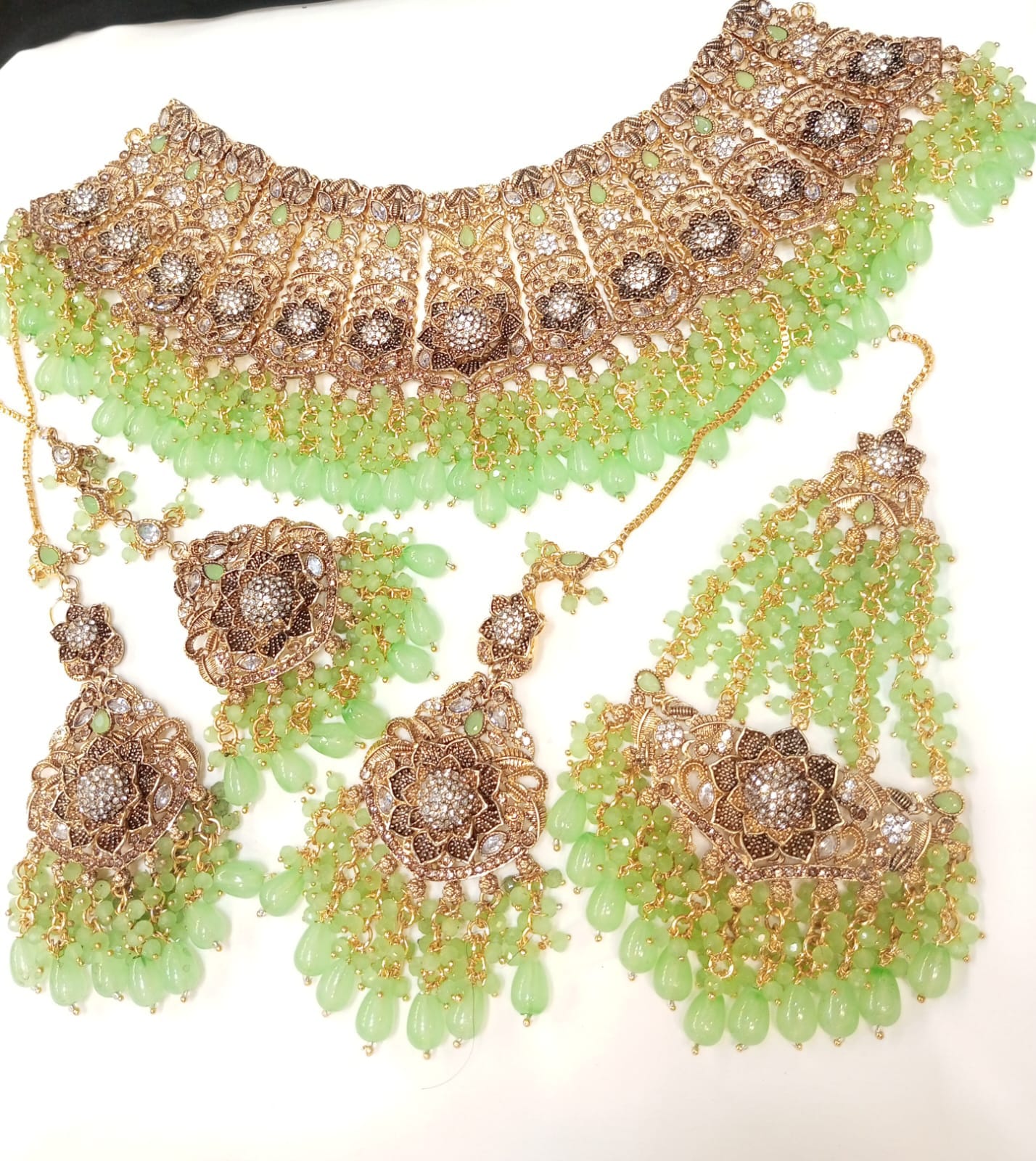 Traditional Bridal Choker Set