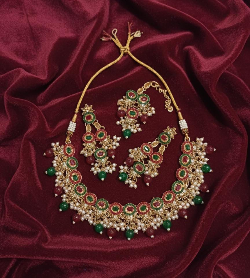 Zircon gajra necklace set