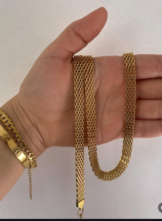 8741EEED 2CD4 49BA 87D5 2919052A3CCC