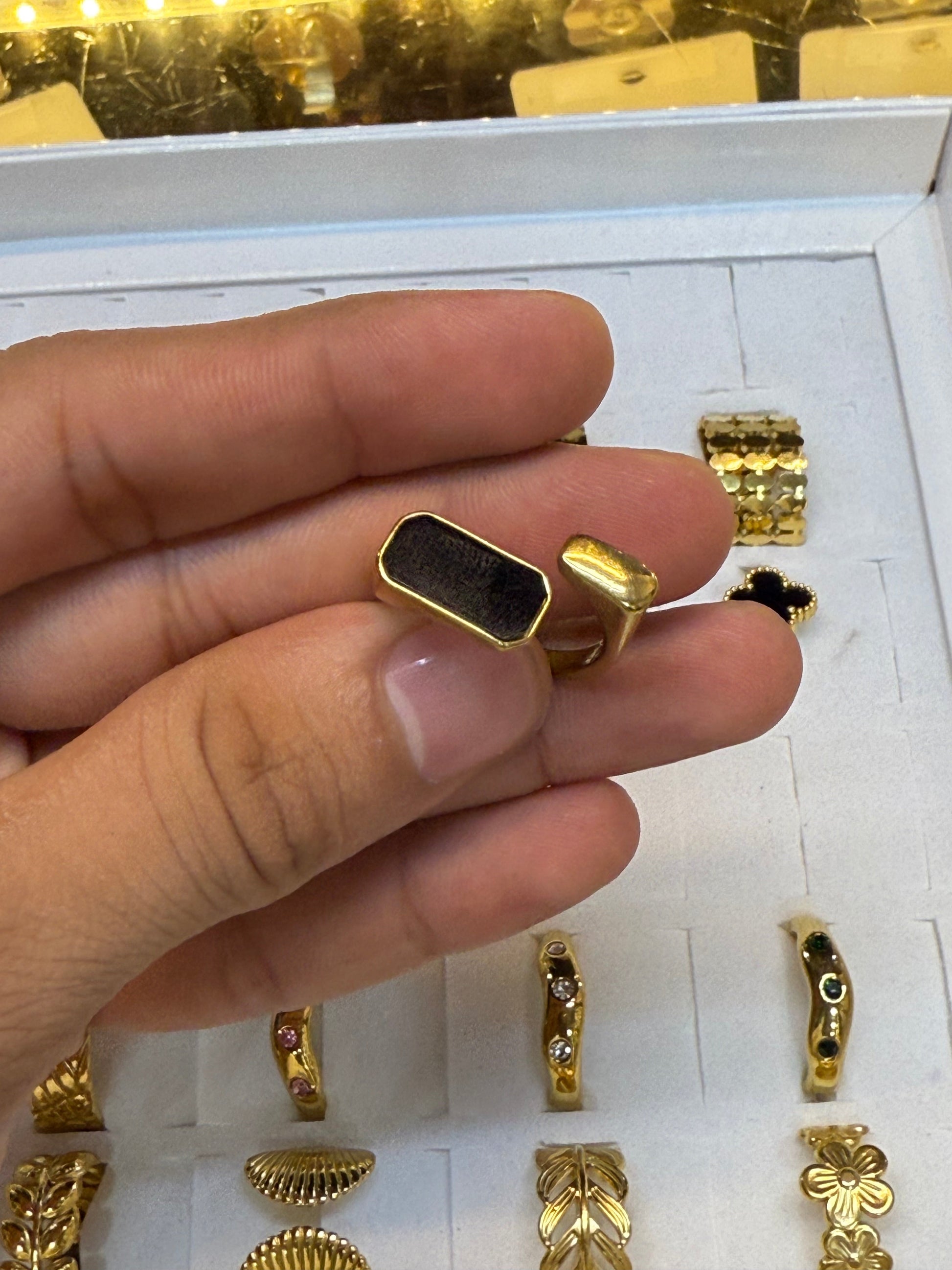 A705A4C5 A3C5 42A6 97C4 5B6A8CFAA7FF