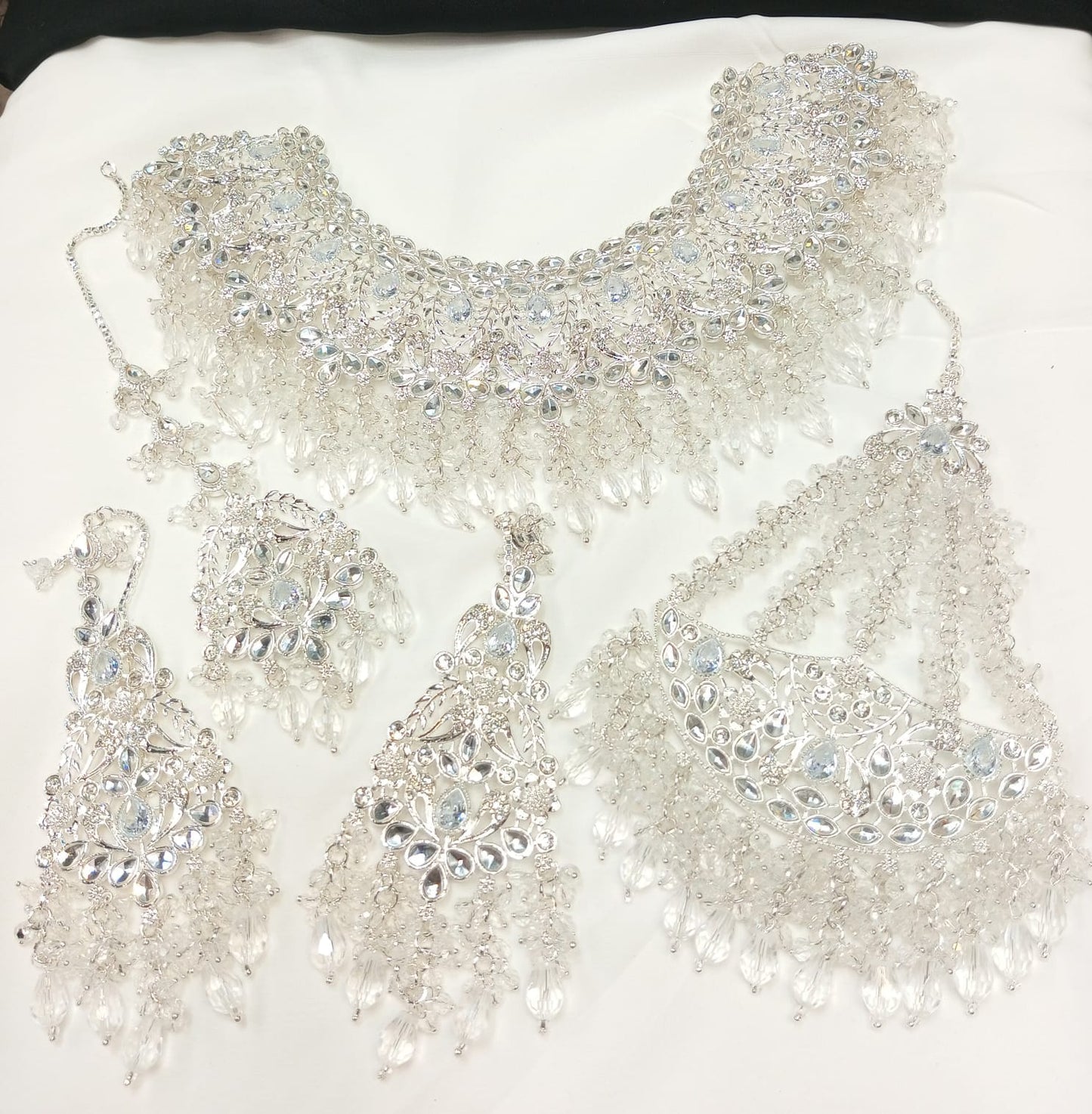 Crimson Radiance Bridal Set