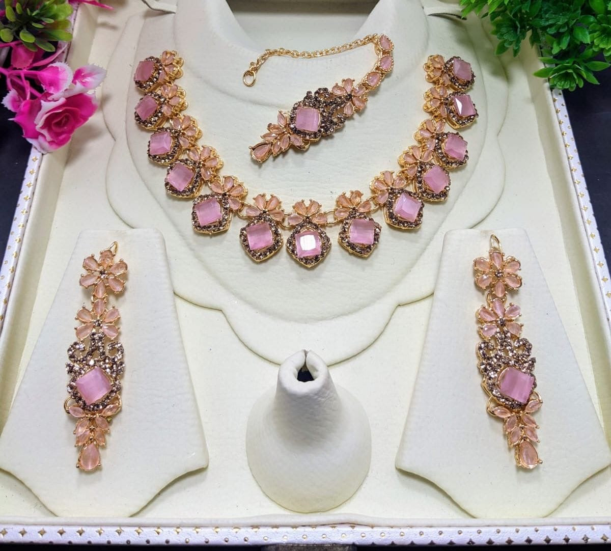 Zircon necklace set