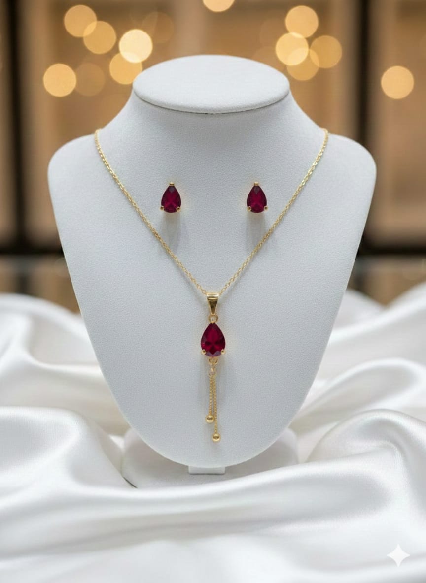 Locket seat with ear ring